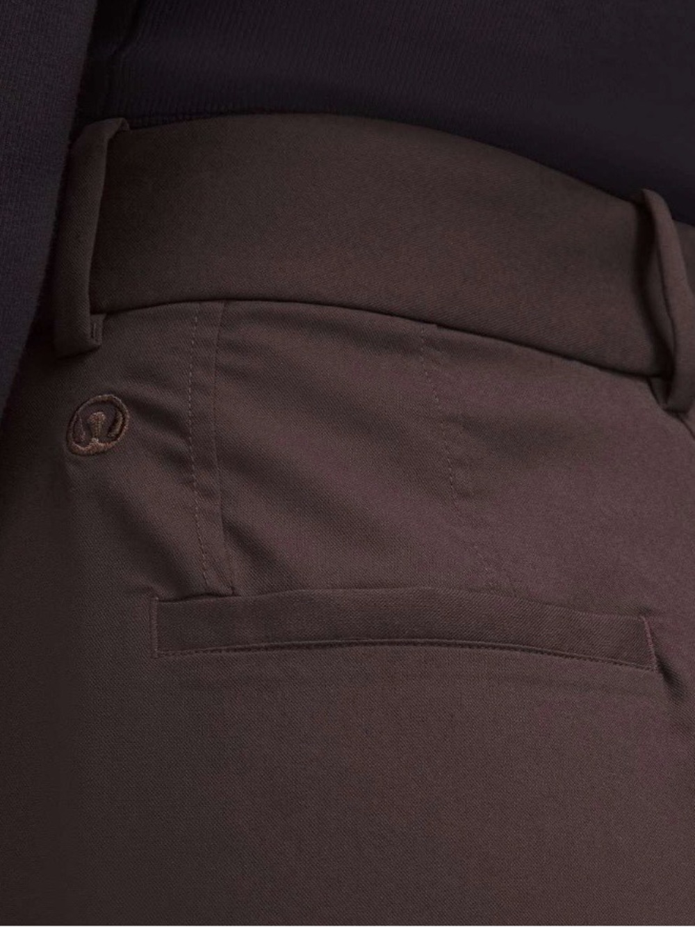 Lululemon Pleat-Front High-Rise Trouser
Regular Espresso Size 12 - Picture 4 of 15